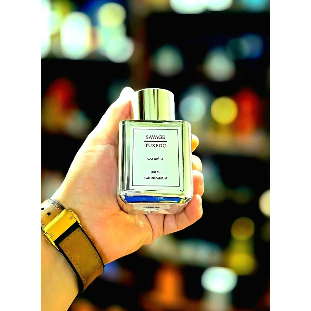 عطر سافيدج توكسيدو من أمير حرب